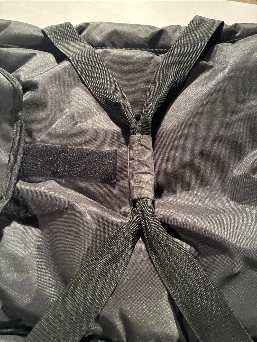 Black Insulated Duffel Bag for Men - Heavy-Duty Food Transport